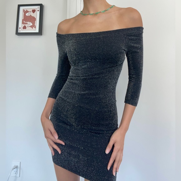 bebe Dresses & Skirts - Bebe black metallic off the shoulder bodycon minidress size S